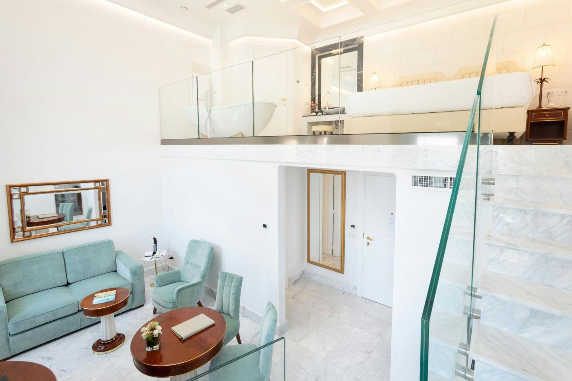 One-Bedroom Bi-Level King Suite,1643192215:JPEG